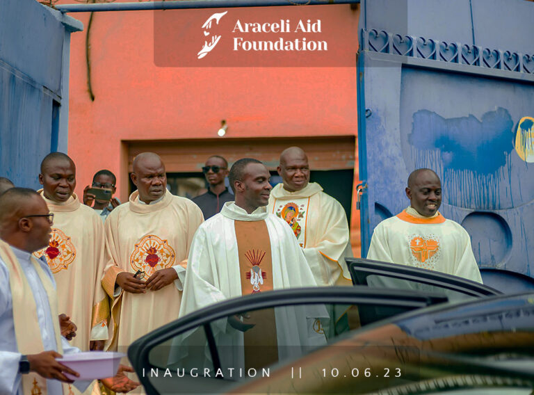 Priestly-functions-at-the-gate-at-AAF-Inaugration